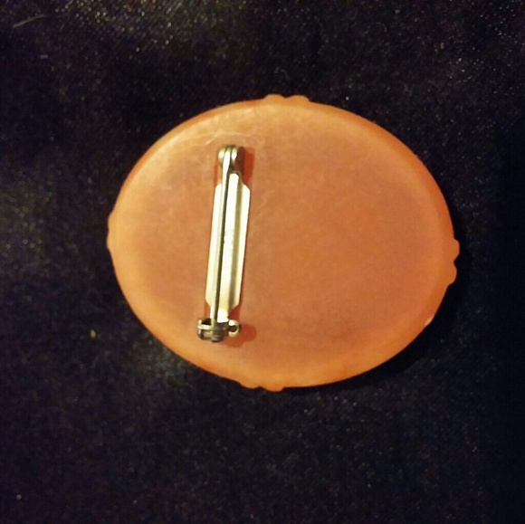 Vintage Avon Brooch - Picture 2 of 2